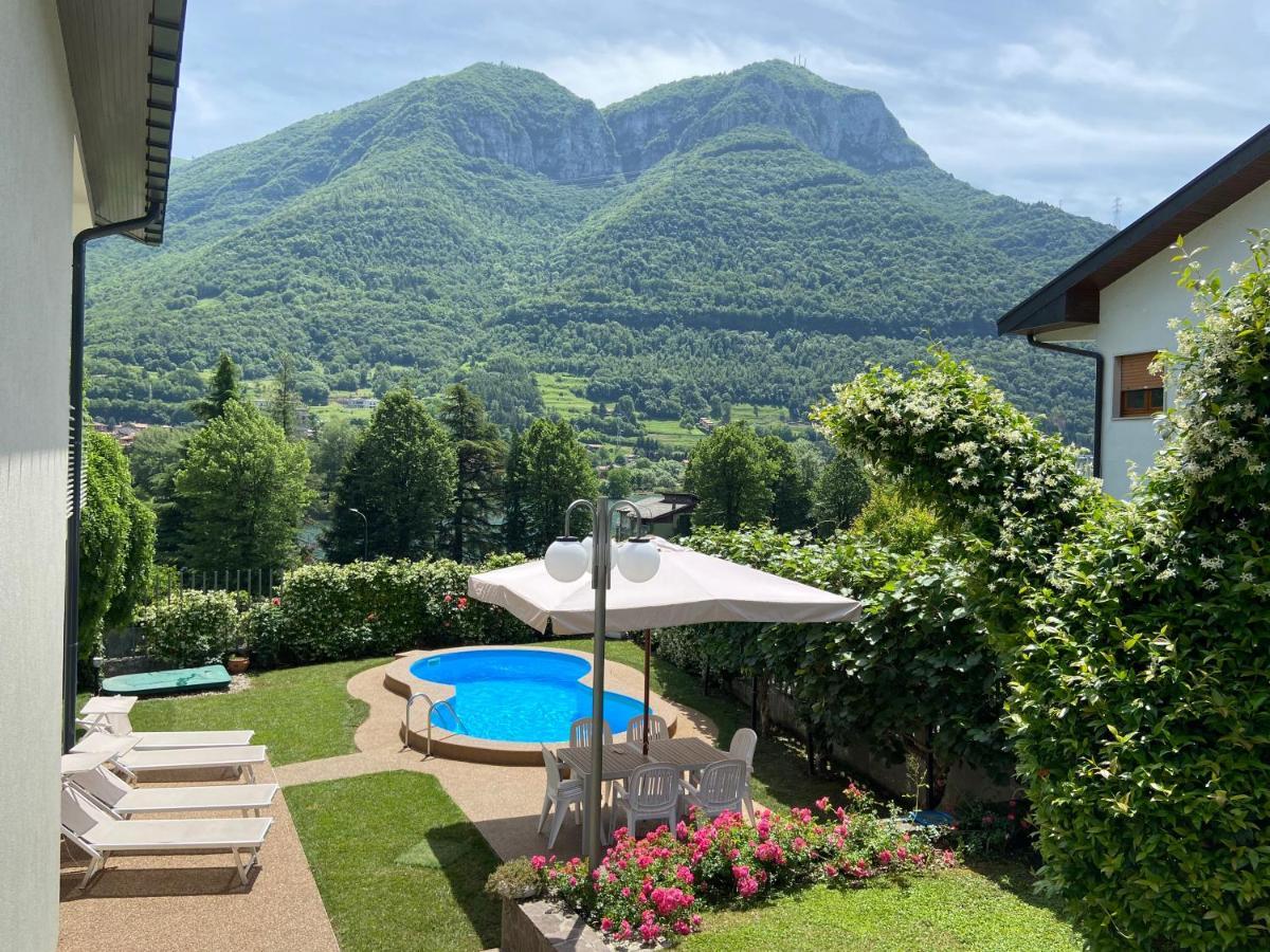 Maison Morandi Spinone Al Lago Exterior photo
